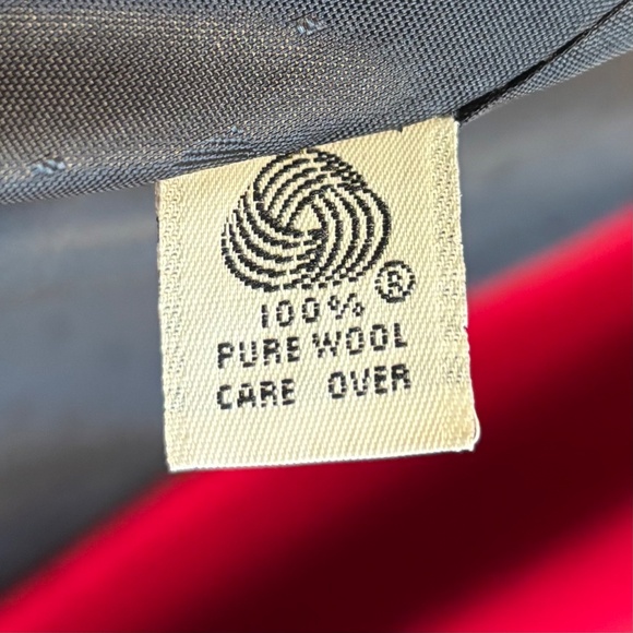 Ashley Scott Vintage Red Full-Length Pure Wool Coat - Picture 7 of 17